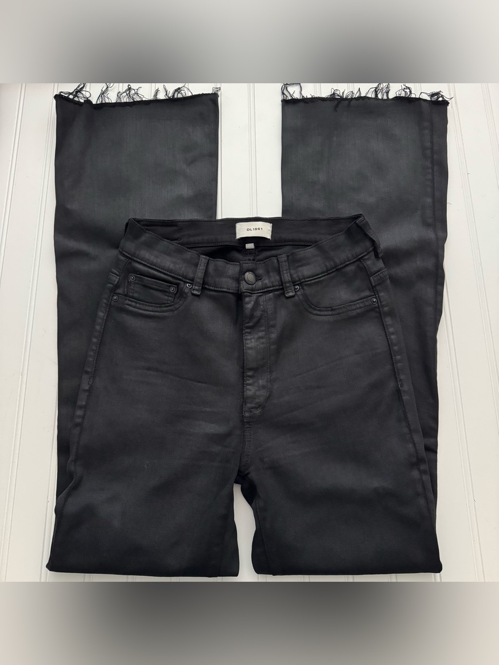 DL1961 Bridget Boot 33” Black Coated Jeans - Size 30